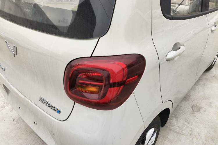 Used Wuling Hongguang MINIEV 2025 Four-Door Version Advanced Edition
