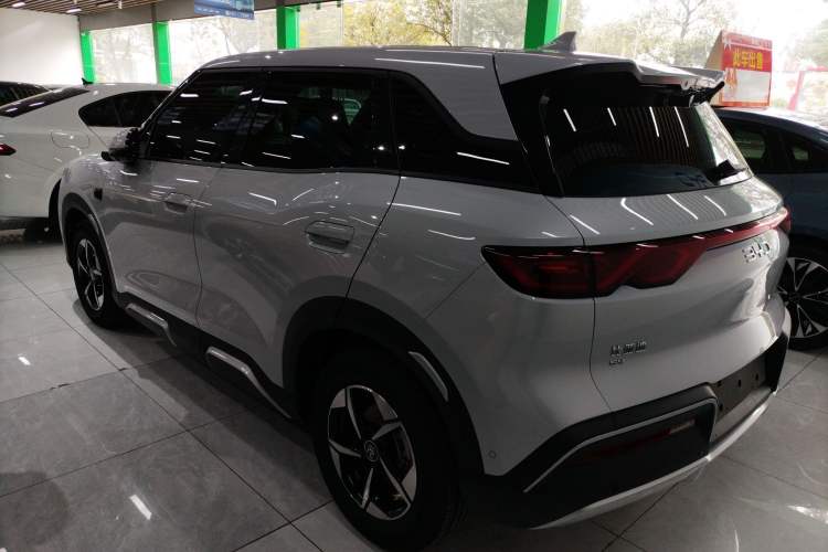 Used BYD Yuan UP 2025 Intelligent Driving Version 401 km Leading Edition
