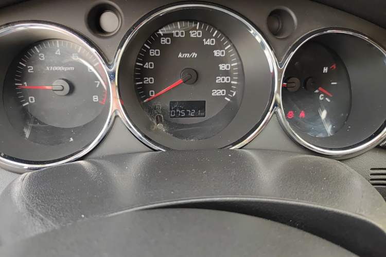 Used Dongfeng Aeolus H30 2013 CROSS 1.6L Manual Zunyi Model
