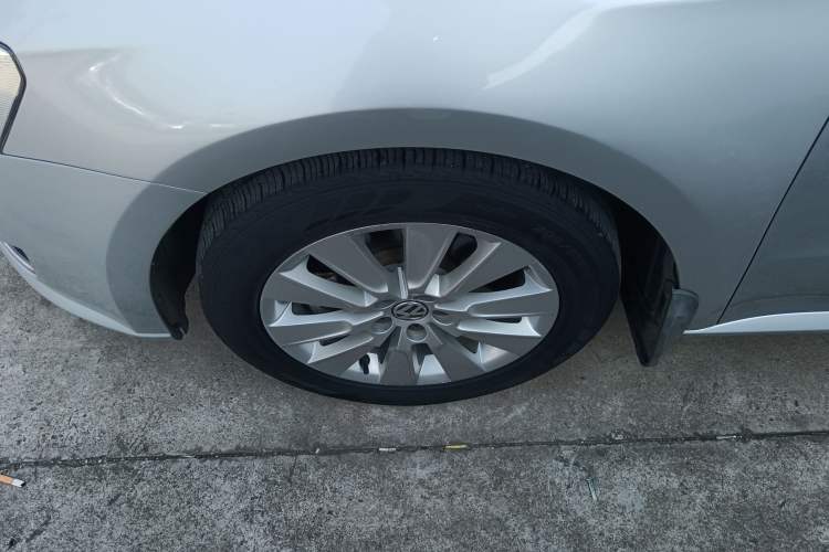 Used Volkswagen Lavida 2013 Restyled Classic 1.6L Automatic Comfort Edition
