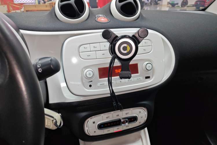 Used  fortwo 2015 1.0L 52 kW Hardtop Passion Edition