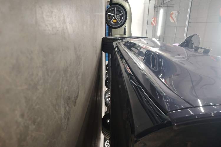 Used Hima Luxeed R7 2024 All-Electric 667 km Max
