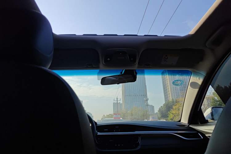 Used Geely Auto Emgrand 2019 Leading Edition 1.5L CVT Upward-Connected Model China VI Standard