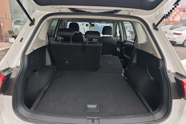 Used Volkswagen Tiguan L 2017 330TSI Automatic Two-Wheel Drive Luxury Edition
