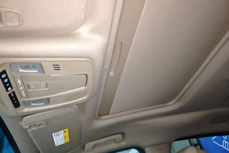 Used Buick GL8 2017 ES 28T Premium Version China V Standard