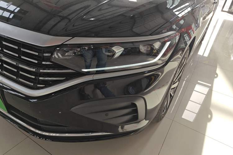 Used Volkswagen Passat 2024 380TSI Elite Edition
