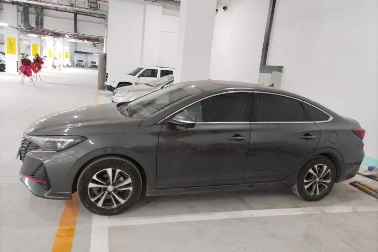 Used Changan Eado 2023 Changan Edition PLUS Blue Whale NE 1.4T GDI DCT Prestige Version
