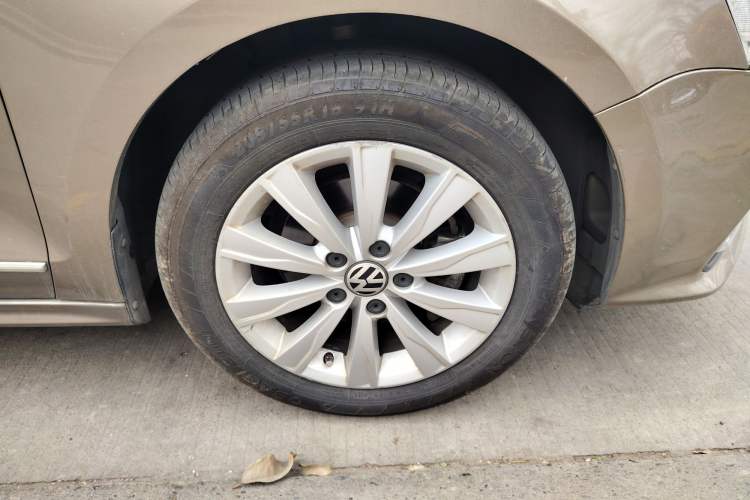 Used Volkswagen Sagitar 2015 1.6L Automatic Comfort Model