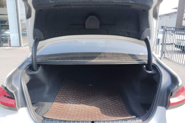 Used BMW 5 Series 2022 Second Facelift 525Li M Sport Package