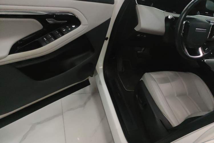 Used Land Rover Range Rover Evoque 2020 249 PS Youth Edition
