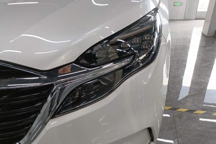 Used Buick GL8 2020 ES Land Cruiser 653T Luxury Edition
