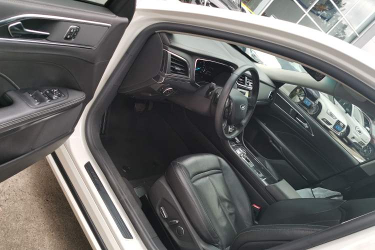 Used Ford Taurus 2017 EcoBoost 245 Fashion Edition
