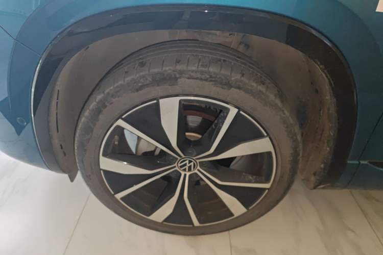 Used Volkswagen Tayron 2023 380TSI Four-Wheel Drive R-Line Pro Smart Edition
