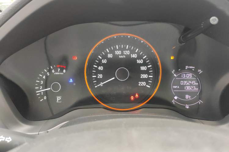 Used Honda Vezel 2019 1.5L CVT Pioneer Edition China VI