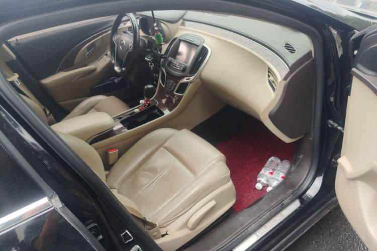 Used Buick LaCrosse 2013 2.4L SIDI Leading Comfort Version
