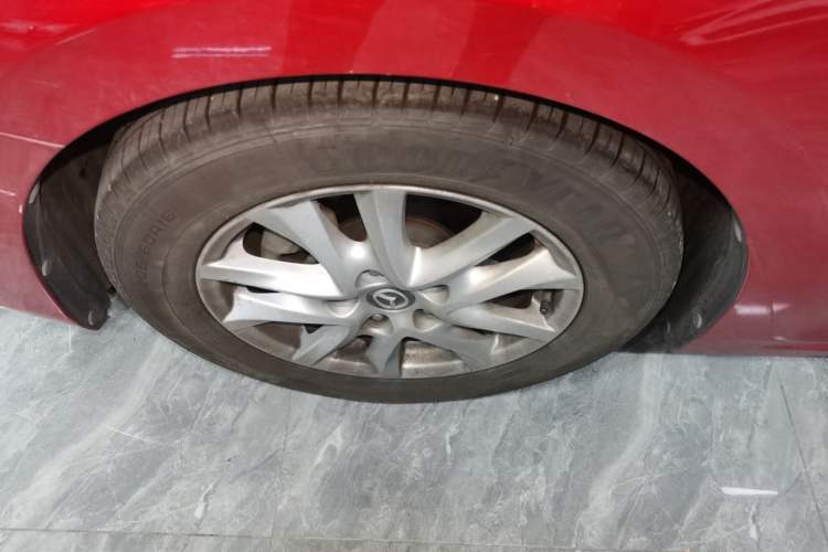 Used Mazda Mazda 3 Axela 2017 Hatchback 1.5L Automatic Luxury Model Emission Standard China V