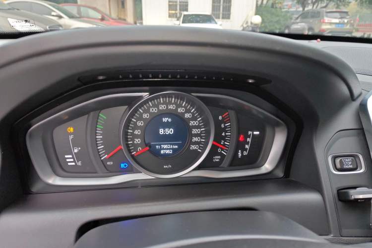 Used Volvo XC60 2017 T5 Smart Upgrade Edition