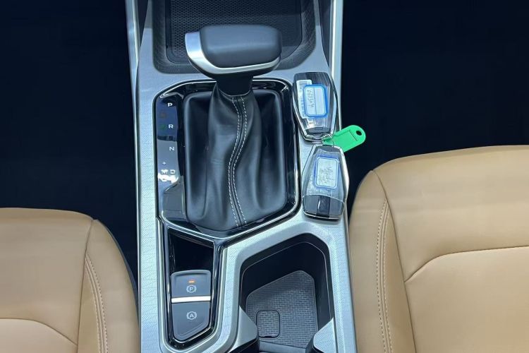 Used Geely Auto Emgrand 2025 4th Generation 1.5L CVT Flagship Version
