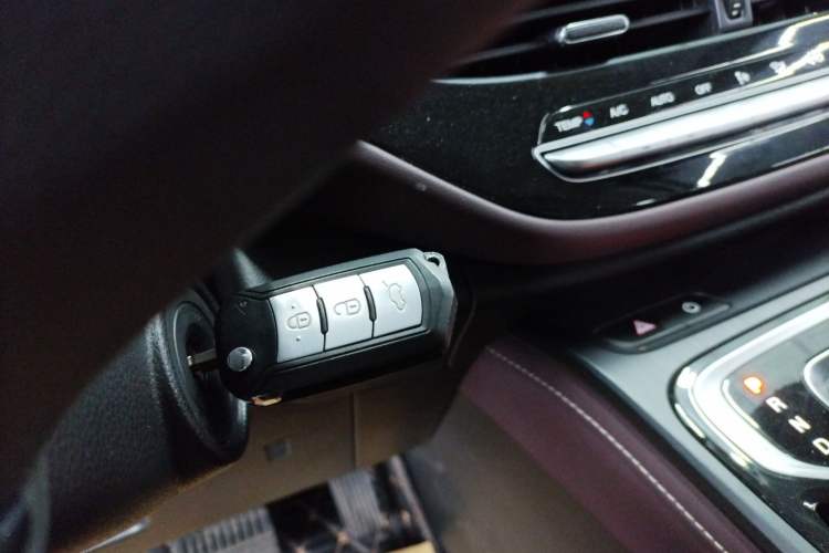 Used GAC Trumpchi M6 2021 PRO 270T Automatic Luxury Edition
