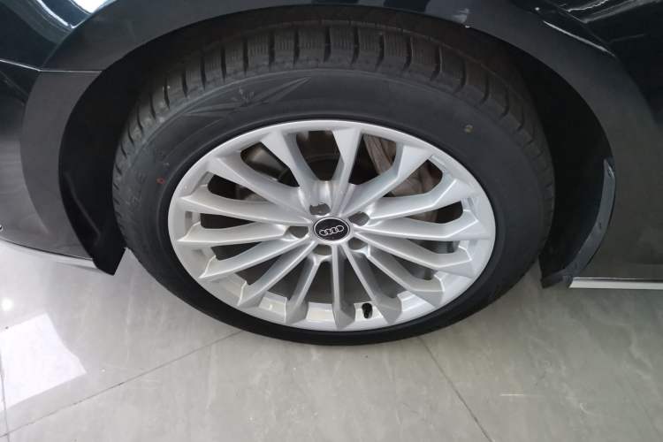 Used Audi A8 2022 A8L 50 TFSI quattro Comfort Edition Collector's Model
