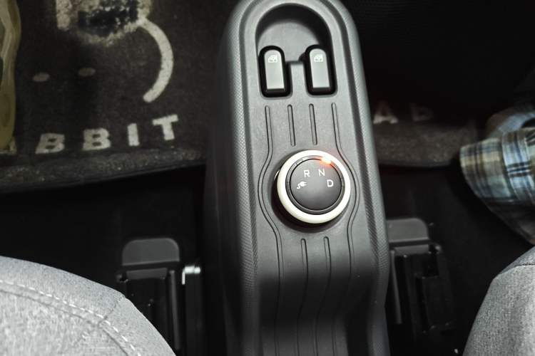 Used Wuling Hongguang MINIEV 2022 Macaron Premium Model – Lithium Iron Phosphate