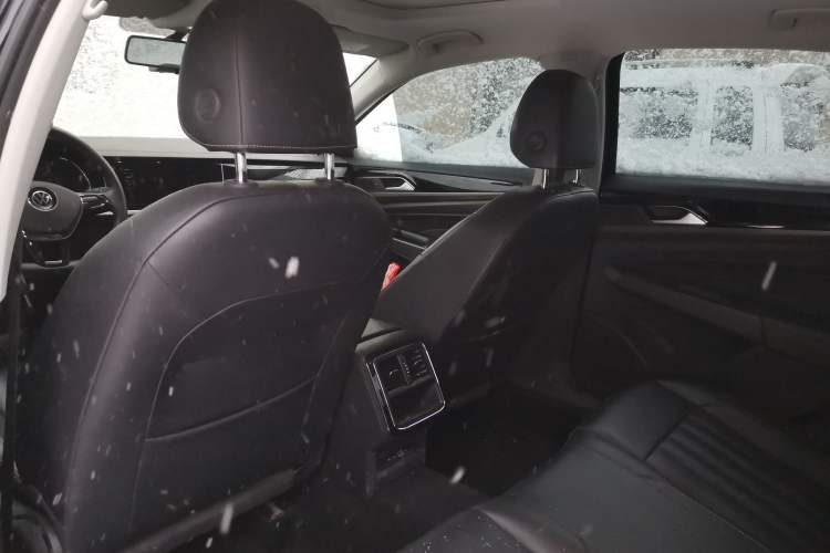 Used Volkswagen Passat 2020 Revised Version 280TSI Business Edition China VI Standard
