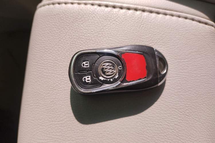 Used Buick GL8 2017 ES 28T Comfort Model China V Standard
