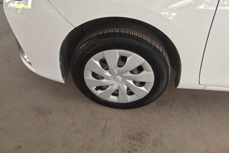 Used Toyota YARiS L 2021 1.5L CVT Leading Edition
