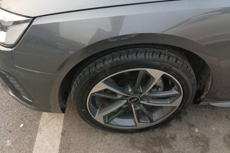 Used Audi A4L 2022 40 TFSI Fashion Dynamic Model
