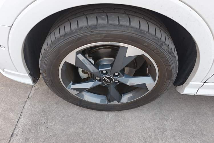 Used Audi Q3 2023 35 TFSI Fashion Dynamic Model (1.4T)