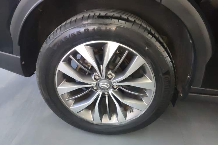 Used GAC Trumpchi GS8 2017 320T Two-Wheel Drive Luxury Smart Connectivity Version (7 Seats)
