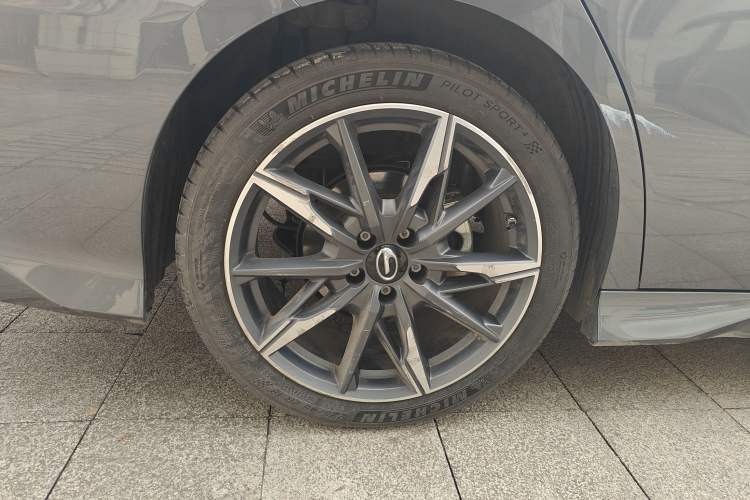 Used GAC Trumpchi EMPOW 2024 270T DCT Yingbao R-Style Edition
