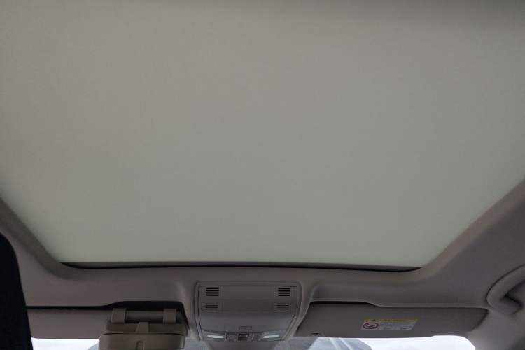 Used Volkswagen Tayron 2024 300TSI Two-Wheel-Drive Luxury Plus Advanced Version
