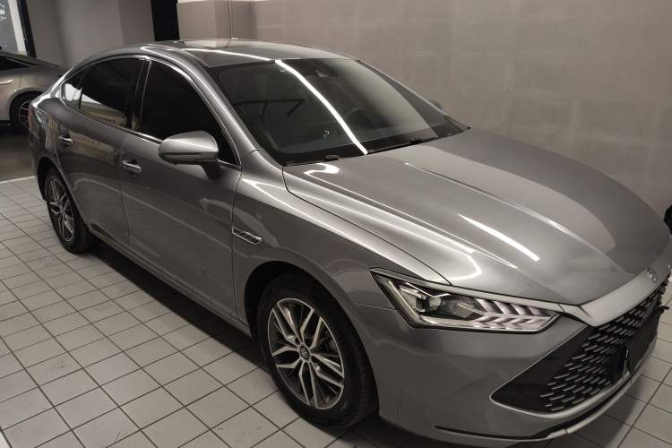Used BYD Qin PLUS 2021 DM-i 120KM Flagship Model