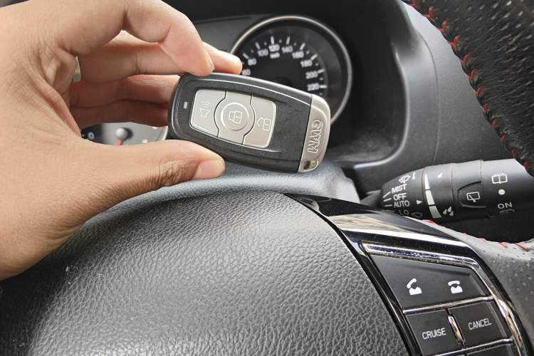 Used Haval H6 2015 Upgraded Model 1.5T Manual Two-Wheel Drive Elite Version
