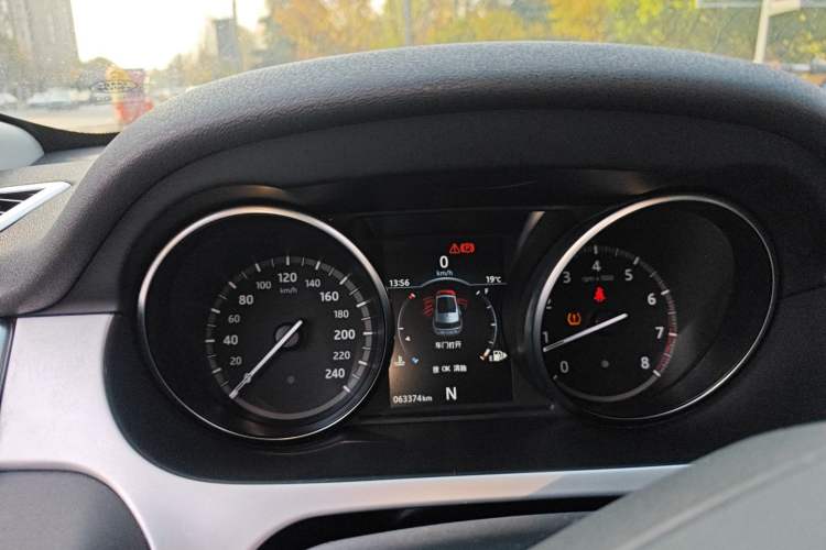 Used Land Rover Discovery Sport 2017 2.0T PURE
