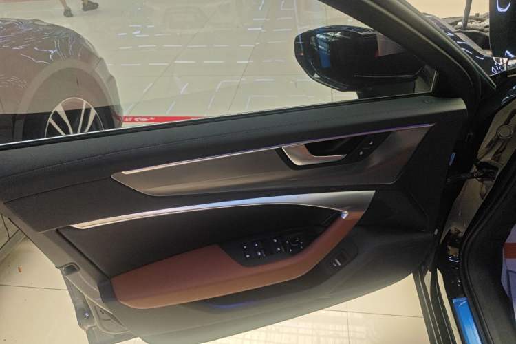 Used Audi A6L 2022 40 TFSI Luxury Prestige Edition
