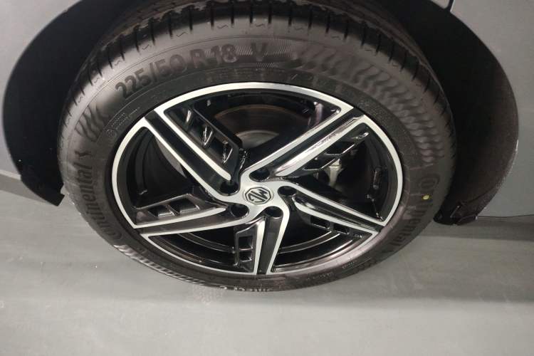 Used MG 7 2023 1.5T DCT Luxurious Supreme Edition