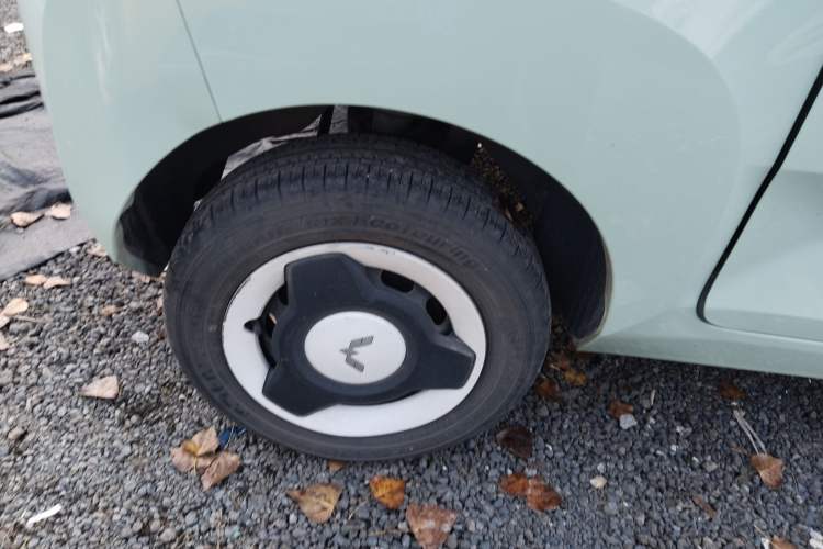 Used Wuling Hongguang MINIEV 2021 Macaron Fashion Model Lithium Iron Phosphate