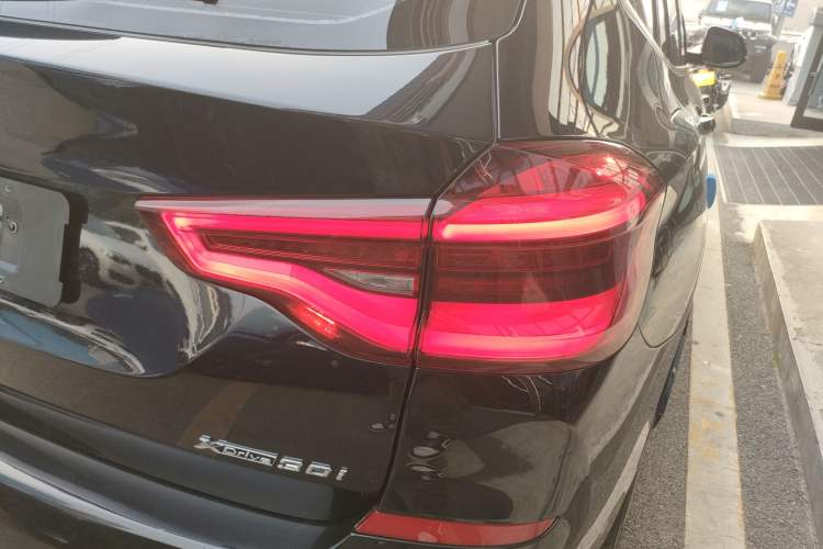 Used BMW X3 2021 xDrive30i Luxury Model with M Sport Package
