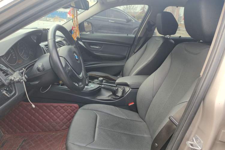 TDK.VehicleDetails.img