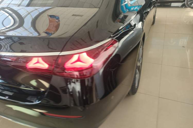 Used Mercedes-Benz E-Class 2024 Refresh E 300 L Stylish Edition