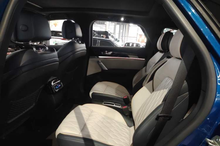 Used BYD Tang New Energy 2022 EV 635 km All-Wheel-Drive Flagship Model