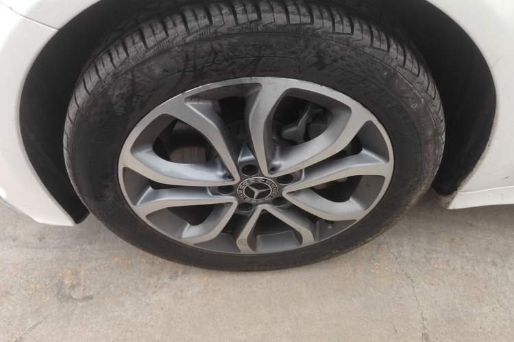 Used Mercedes-Benz C-Class 2018 C 180 L Fashion Edition Sport Version
