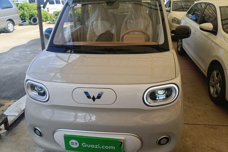 Used Wuling Hongguang MINIEV 2024 3rd Generation 215km Youth Edition
