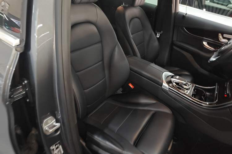 Used Mercedes-Benz GLC 2018 GLC 260 4MATIC Dynamic Edition