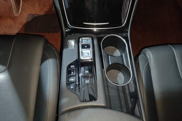 Used Hyundai Santa Fe 2020 380 TGDi Automatic Two-Wheel Drive GLS Luxury Edition
