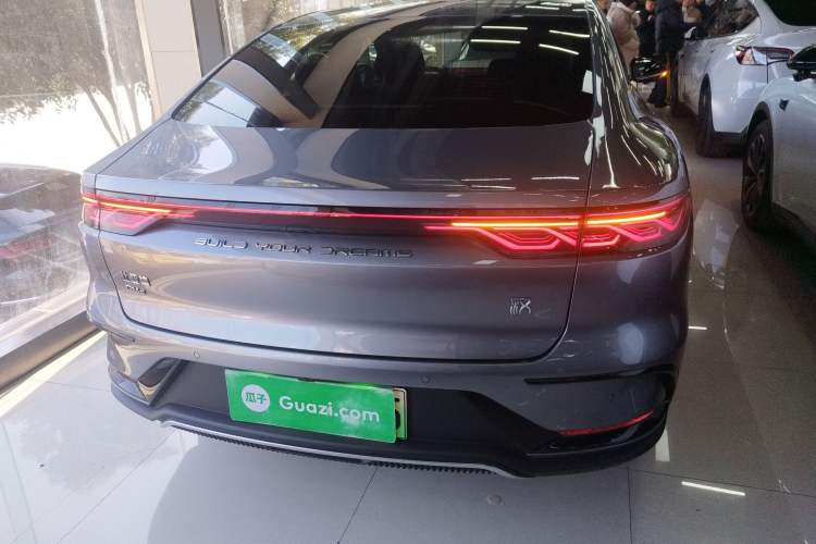 Used BYD Han 2023 DM-i Champion Edition 121KM Prestige Model
