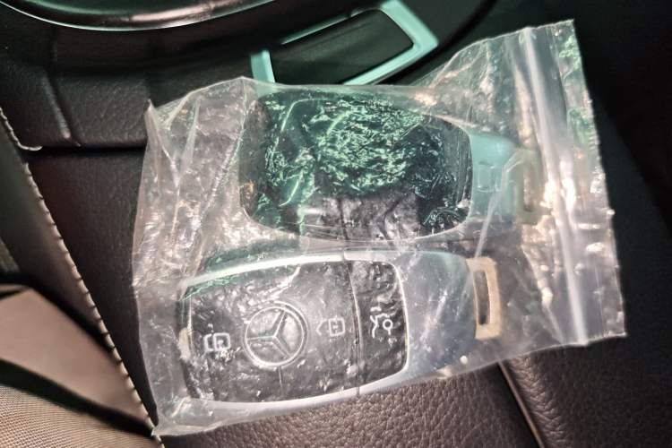 Used Mercedes-Benz E-Class 2018 E 300 L Sporty and Stylish Model
