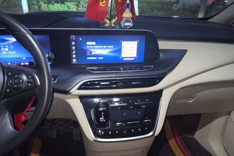 Used Buick GL8 2023 ES Lu Zun Deluxe Model
